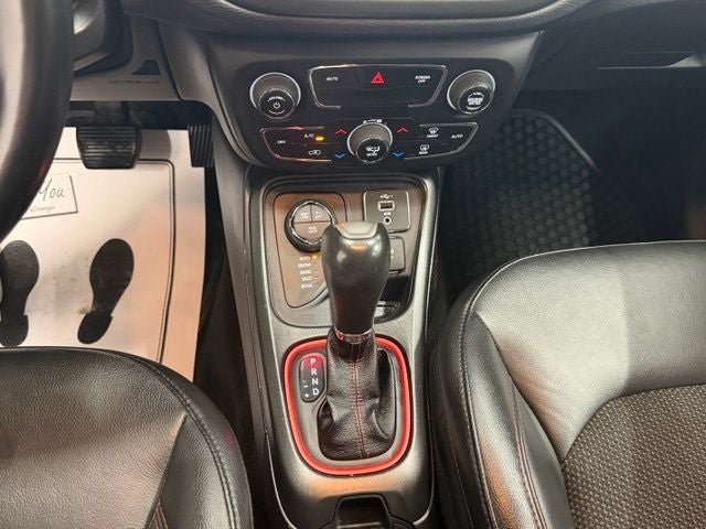 Used 2020 Jeep Compass Trailhawk AWD/4WD image 18