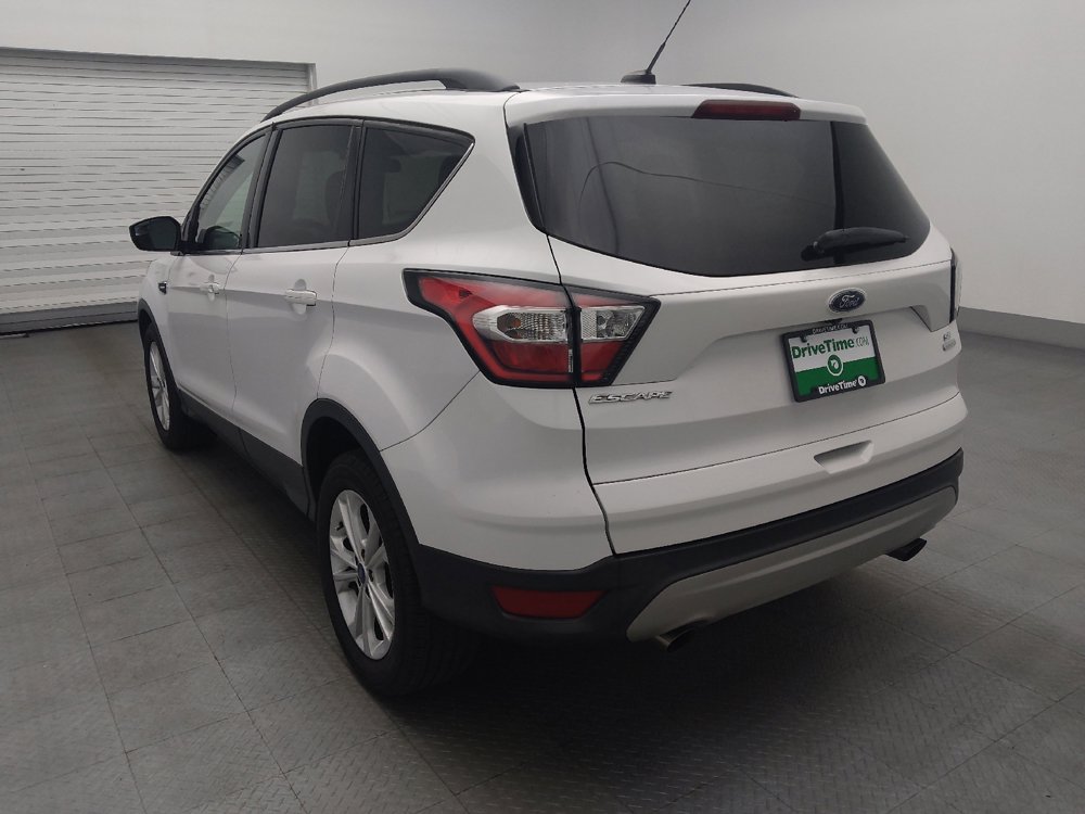 Used 2018 Ford Escape SE FWD image 5
