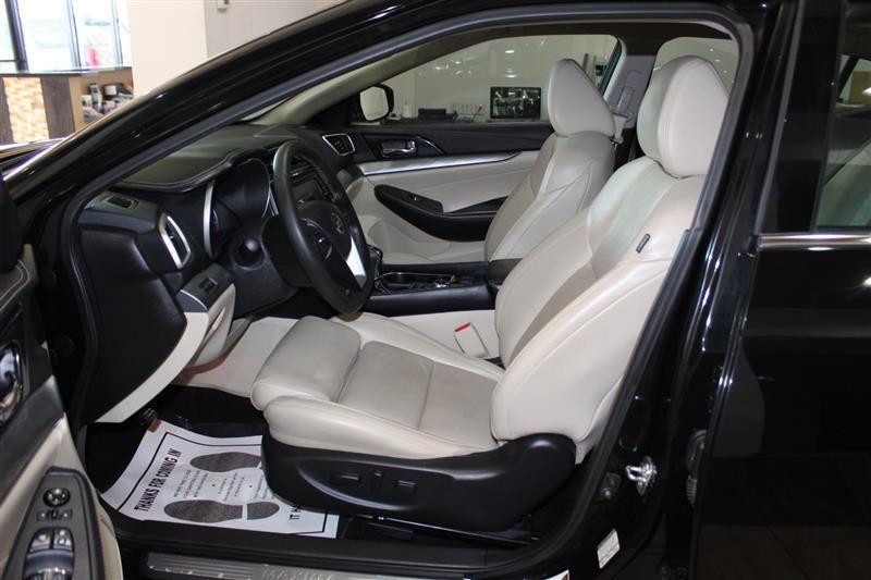 Used 2016 Nissan Maxima 3.5 SV image 24