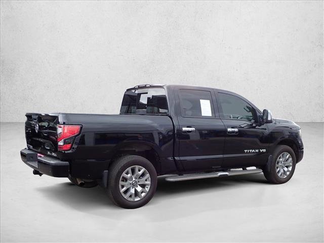 Used 2020 Nissan Titan SL w/ Moonroof Package image 4