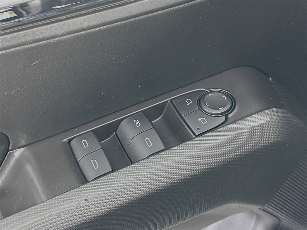 Used 2024 Chevrolet Colorado LT w/ LT Convenience Package III image 23