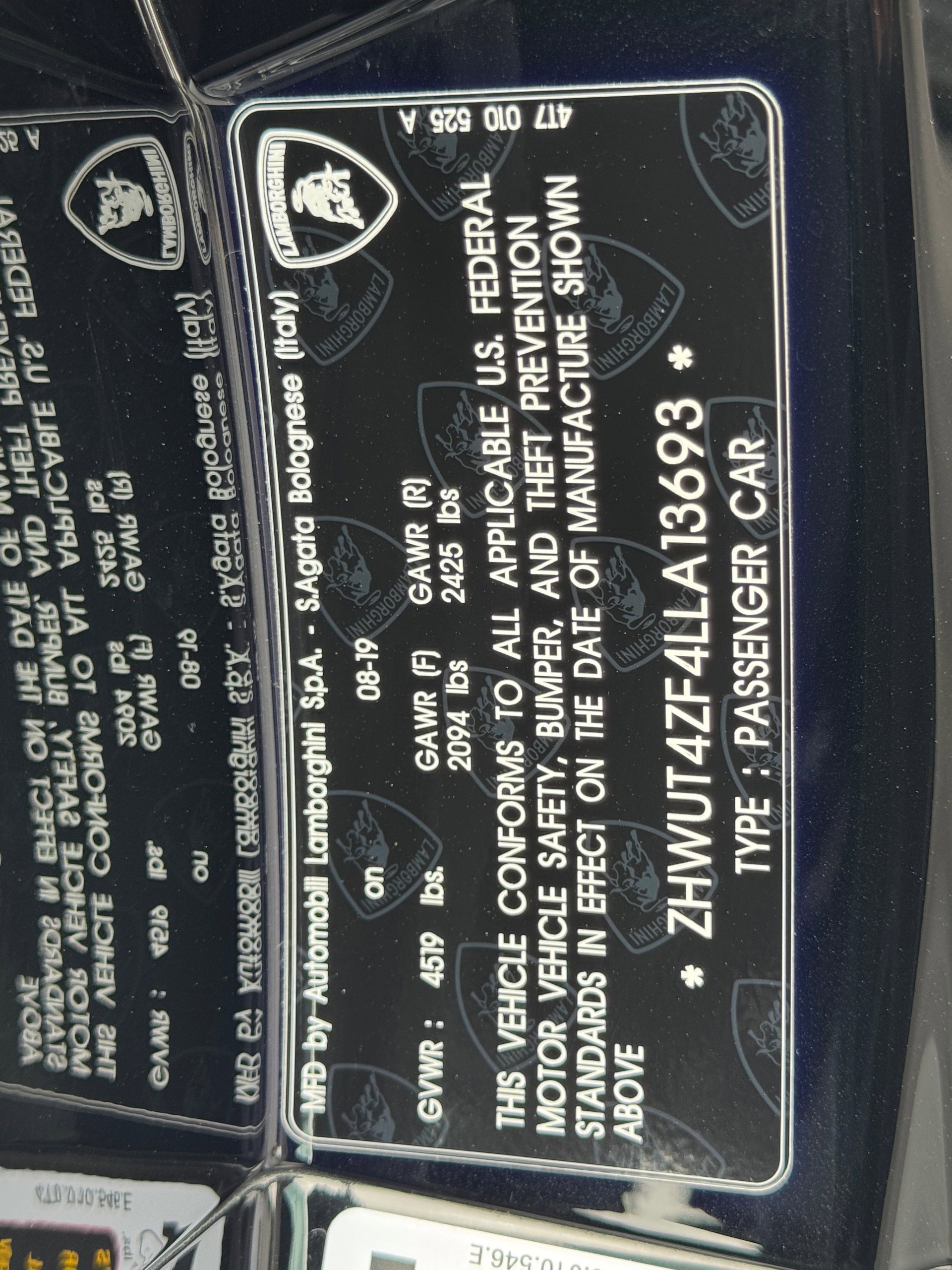 Used 2020 Lamborghini Huracan EVO image 39