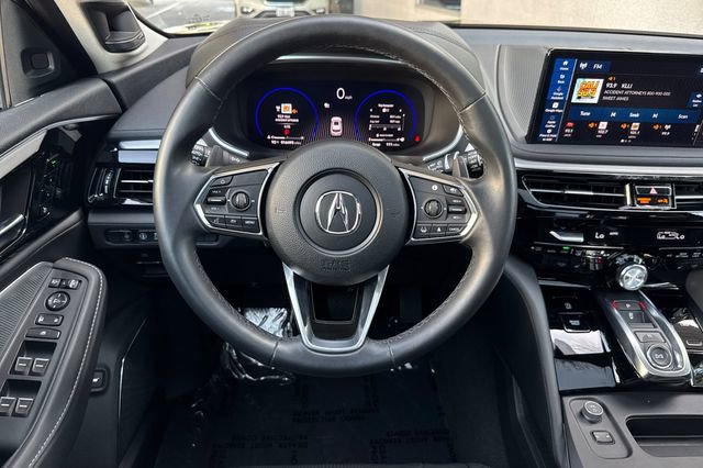 Used 2025 Acura MDX w/ Technology Package image 17