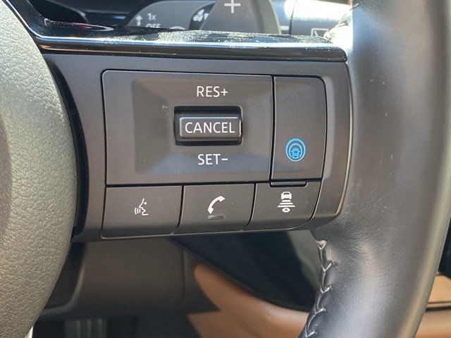 Used 2023 Nissan Pathfinder Platinum image 19