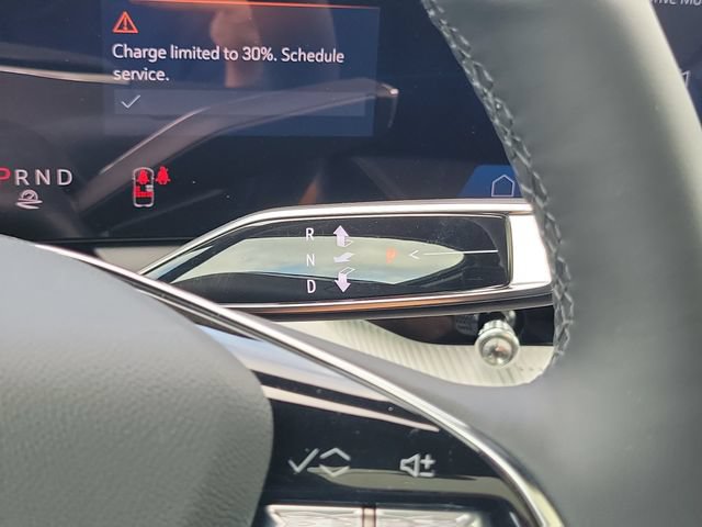 New 2027 Cadillac Optiq Luxury w/ LPO, Floor Liner Package AWD/4WD image 17