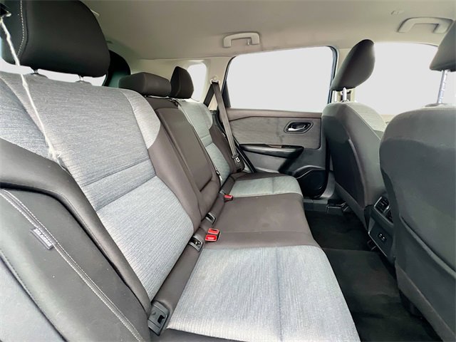 Used 2023 Nissan Rogue SV image 25