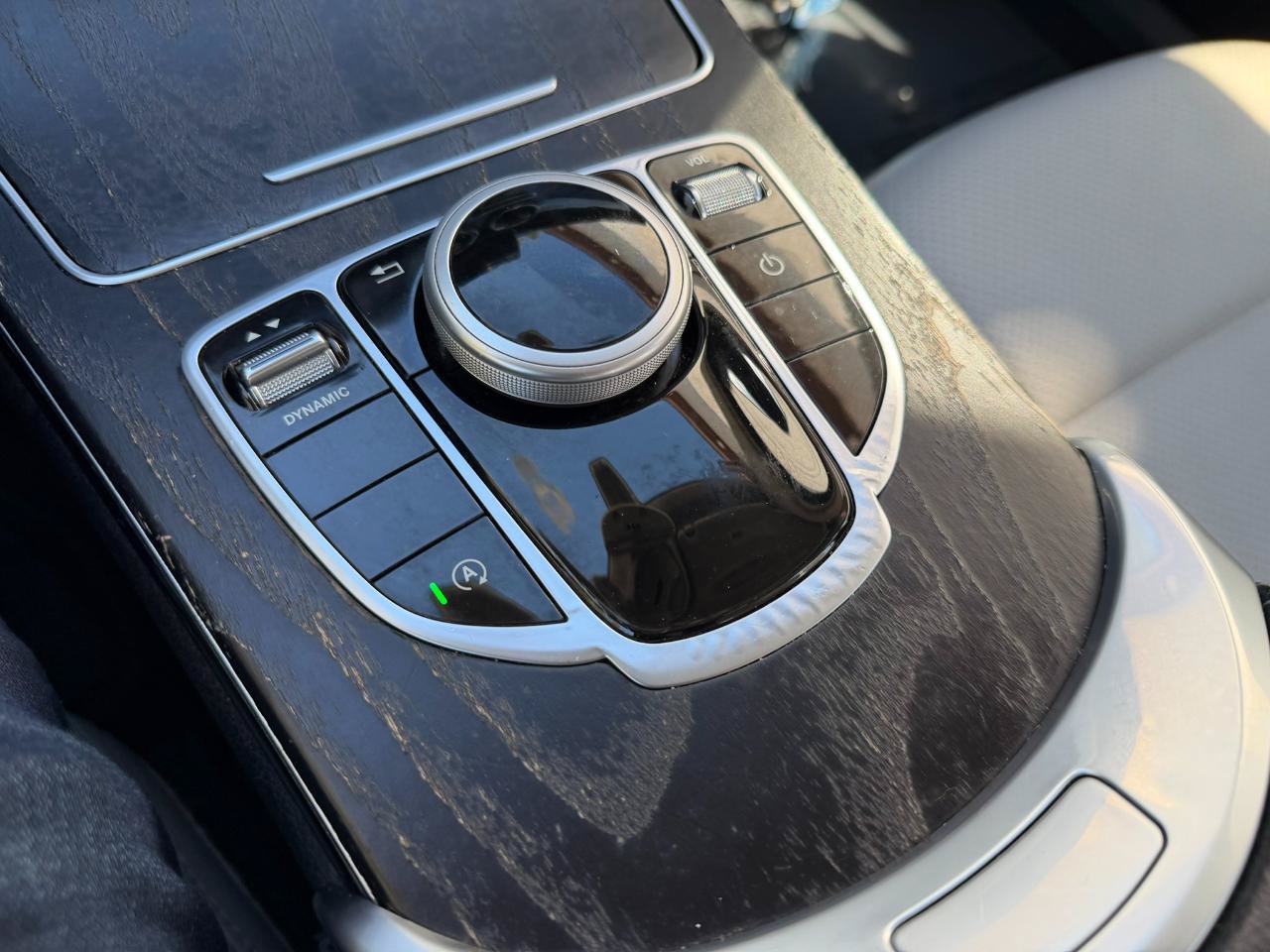 Used 2017 Mercedes-Benz C 300 Sedan image 29