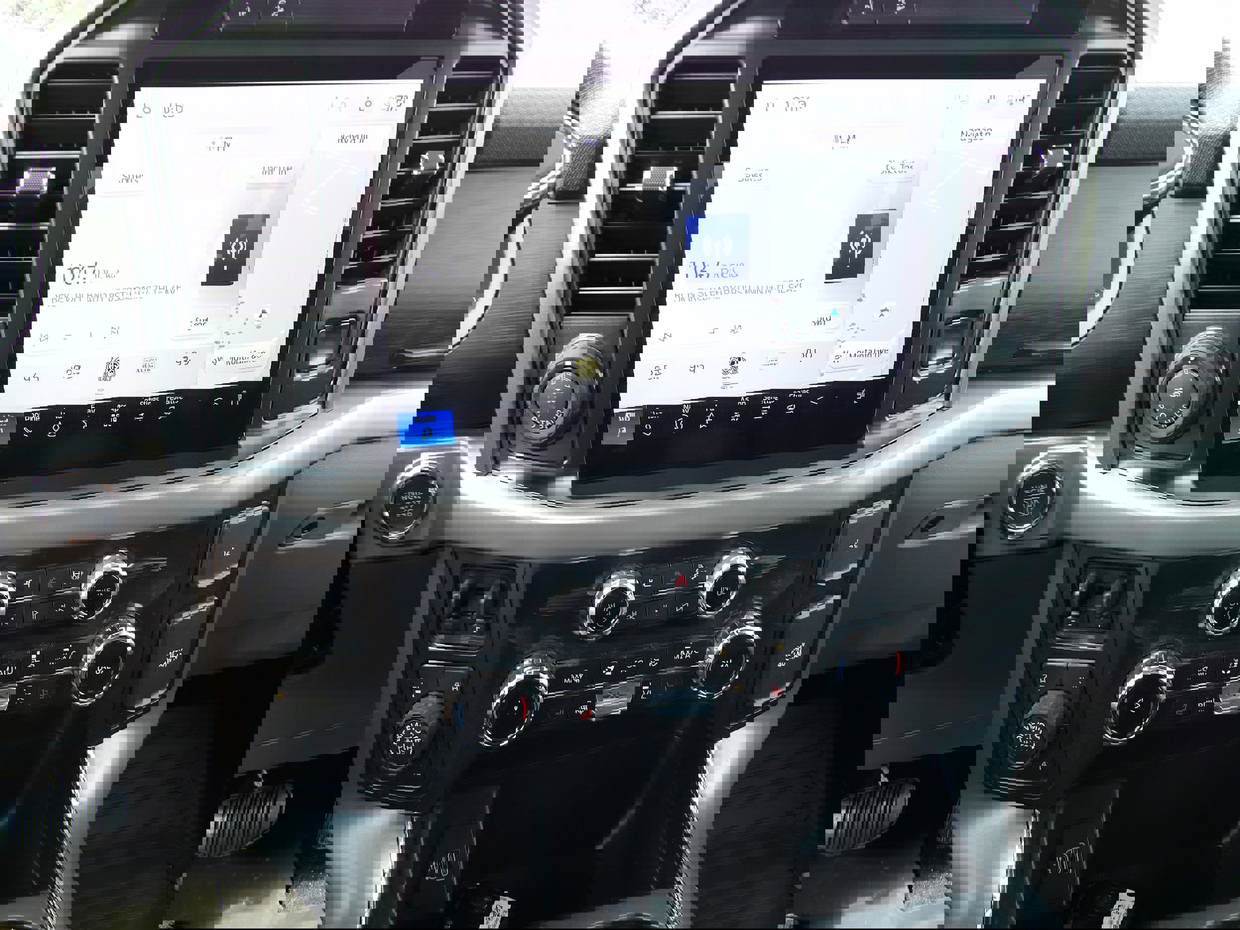 Used 2025 Ford F150 XLT w/ Equipment Group 302A MID image 16