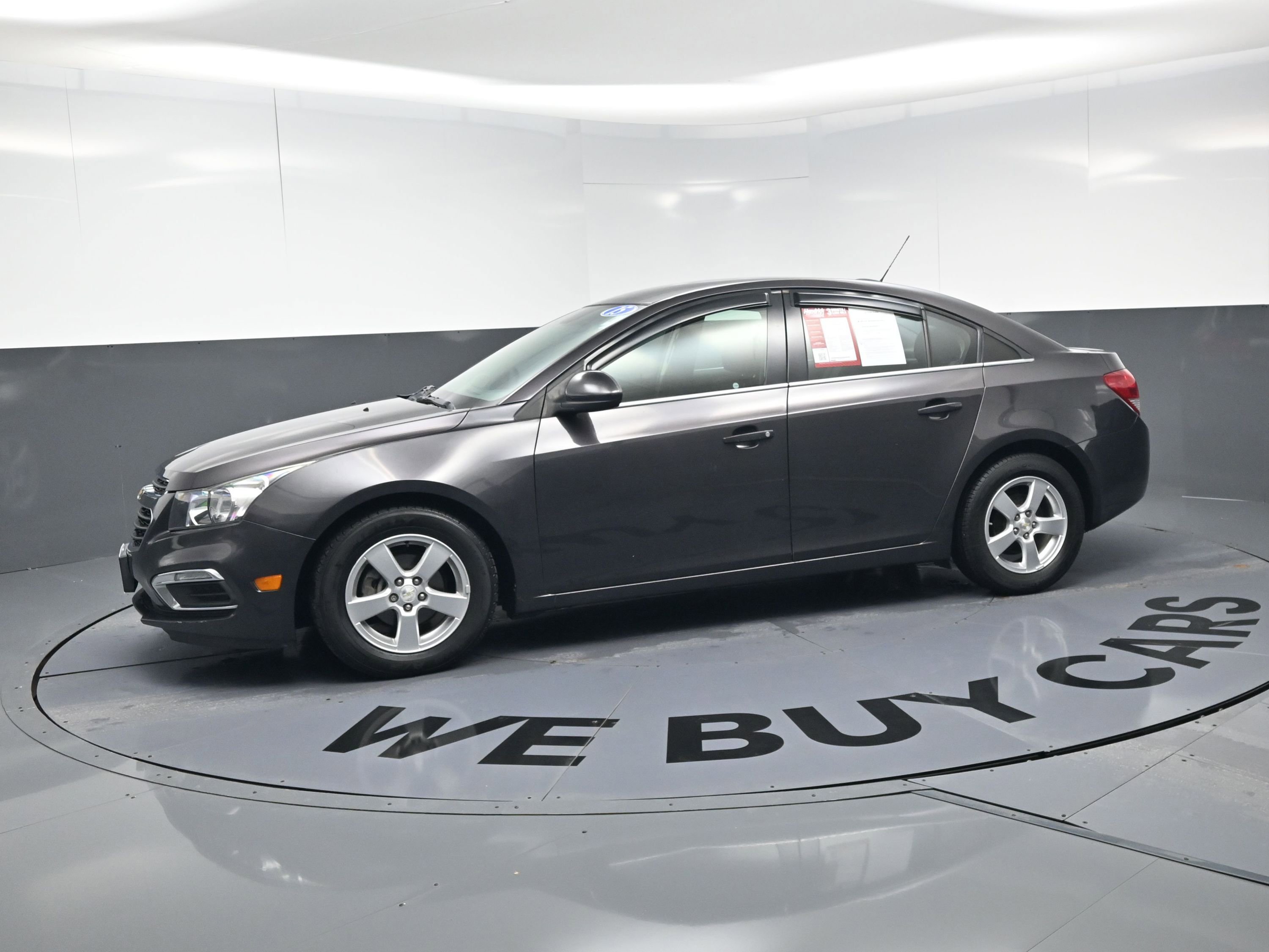 Used 2015 Chevrolet Cruze LT image 6