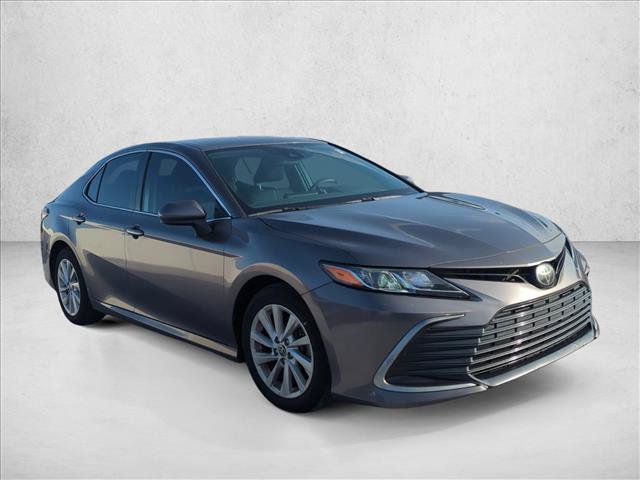 Certified 2021 Toyota Camry LE FWD image 3