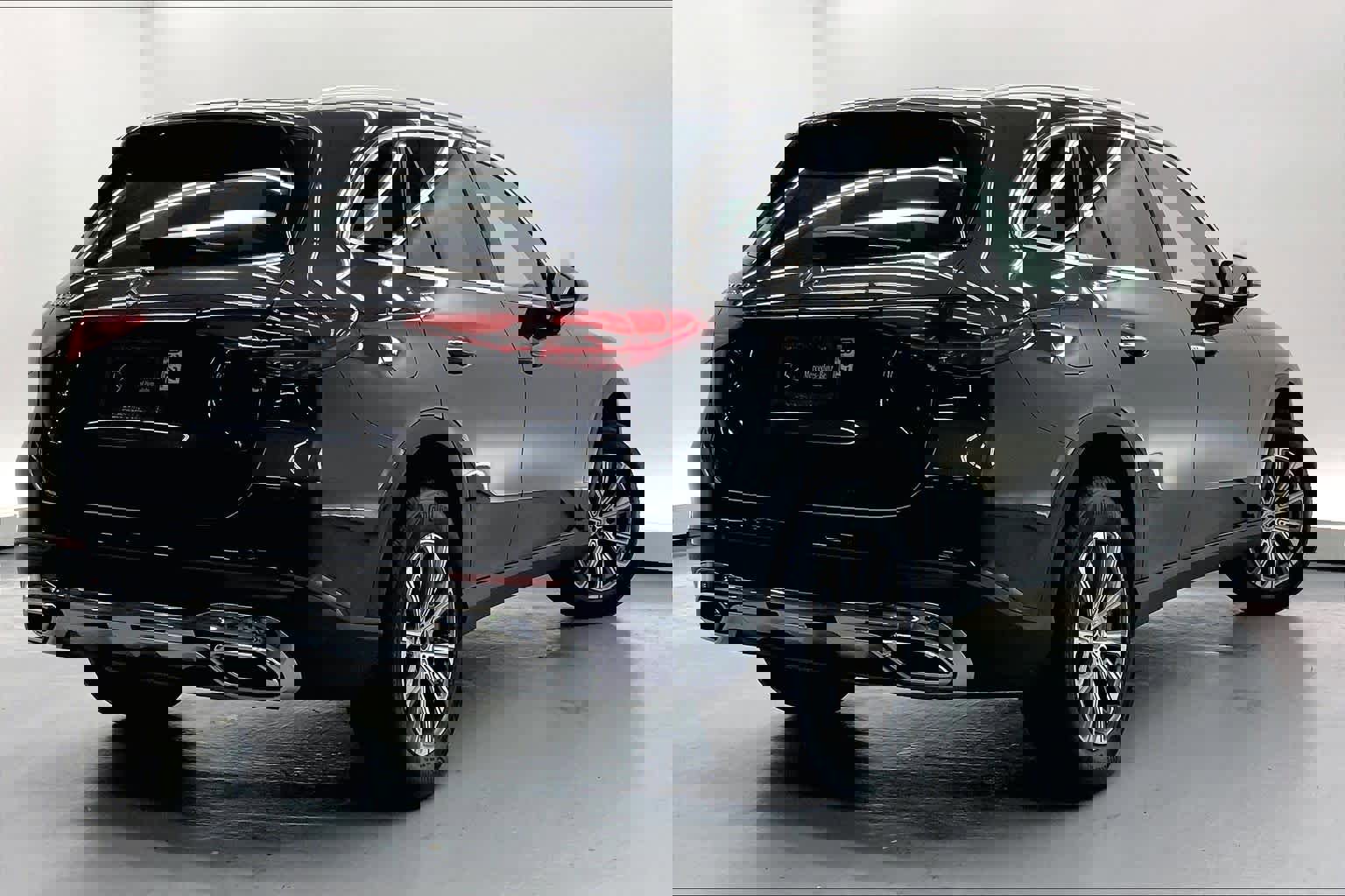 Used 2023 Mercedes-Benz GLC 300 image 5