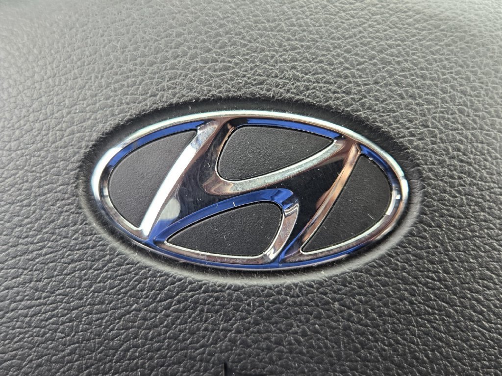 Certified 2023 Hyundai Santa Fe SEL AWD/4WD image 30