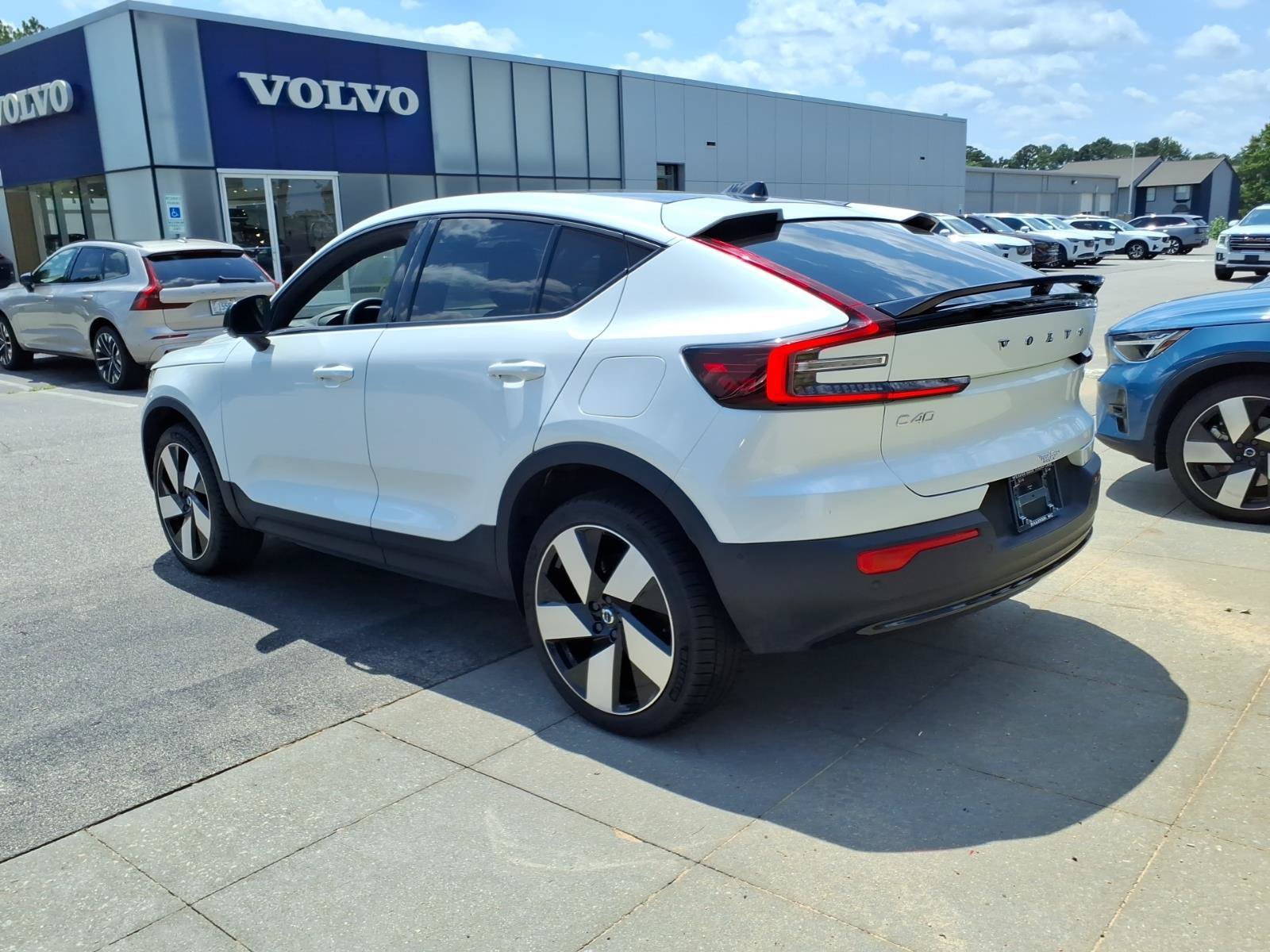 Certified 2023 Volvo C40 P8 Recharge Ultimate AWD/4WD image 25