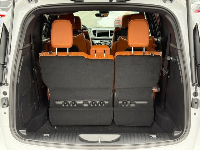 New 2026 Chrysler Pacifica Pinnacle image 7