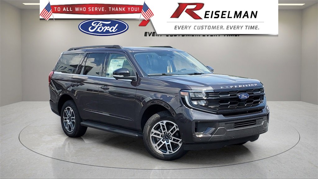New 2025 Ford Expedition Active image 1