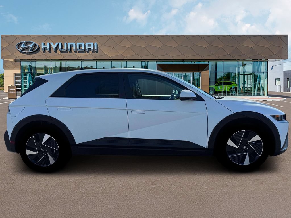 New 2026 Hyundai Ioniq 5 SEL RWD image 9