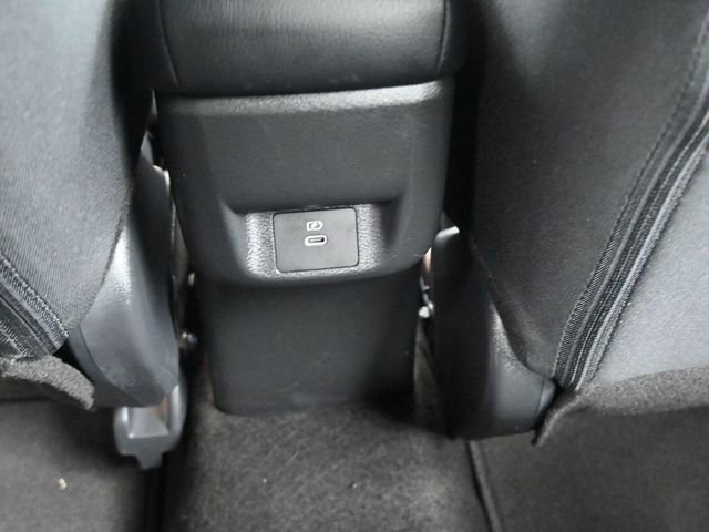 Used 2025 Nissan Versa SV FWD image 16