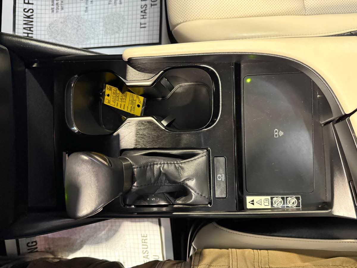 Used 2024 Lexus ES 350 w/ Premium Package FWD image 15