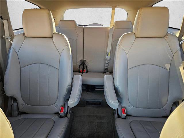 Used 2017 Buick Enclave Premium image 16