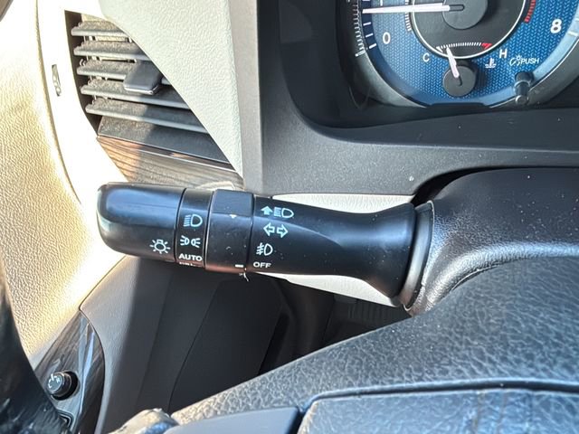 Used 2015 Toyota Sienna XLE w/ XLE Navigation Package image 17