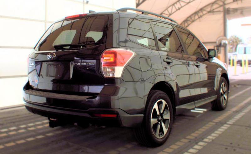 Used 2018 Subaru Forester 2.5i w/ Alloy Wheel Package AWD/4WD image 4