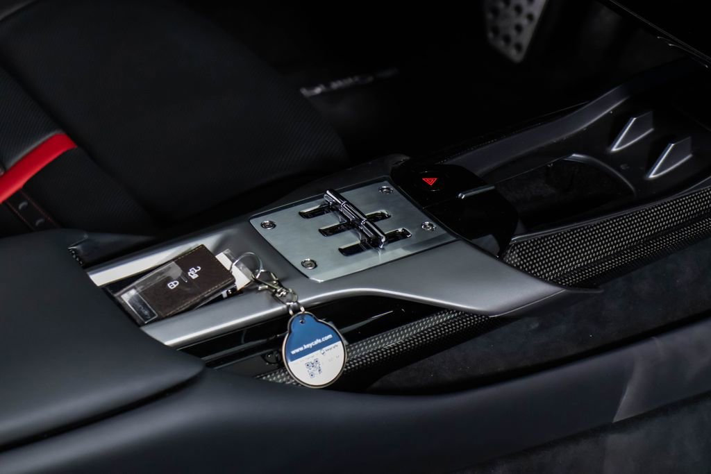 Certified 2025 Ferrari 12Cilindri image 51