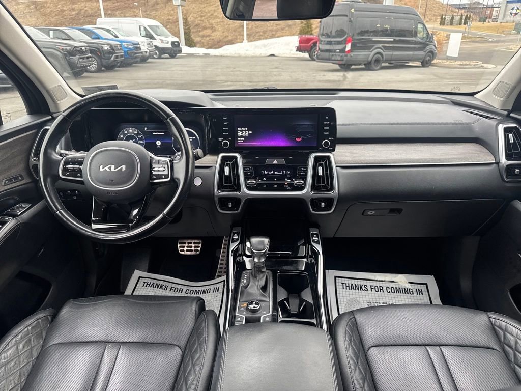Used 2022 Kia Sorento SX Prestige AWD/4WD image 11