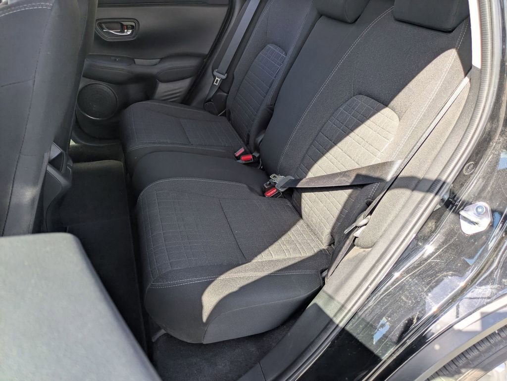 Used 2025 Honda HR-V LX image 26