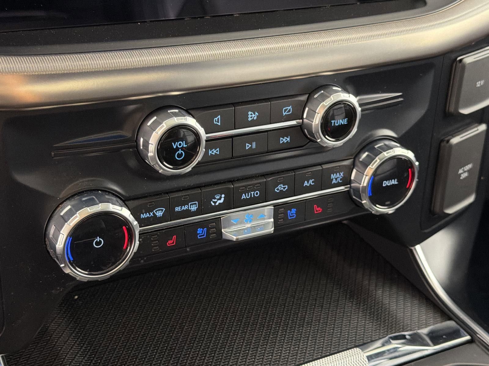 Used 2023 Ford F150 Raptor w/ Raptor Carbon Fiber Package image 15