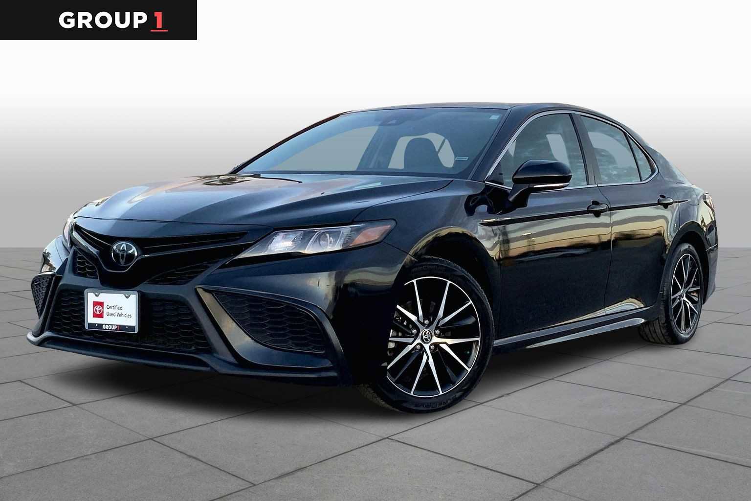 Used 2024 Toyota Camry SE