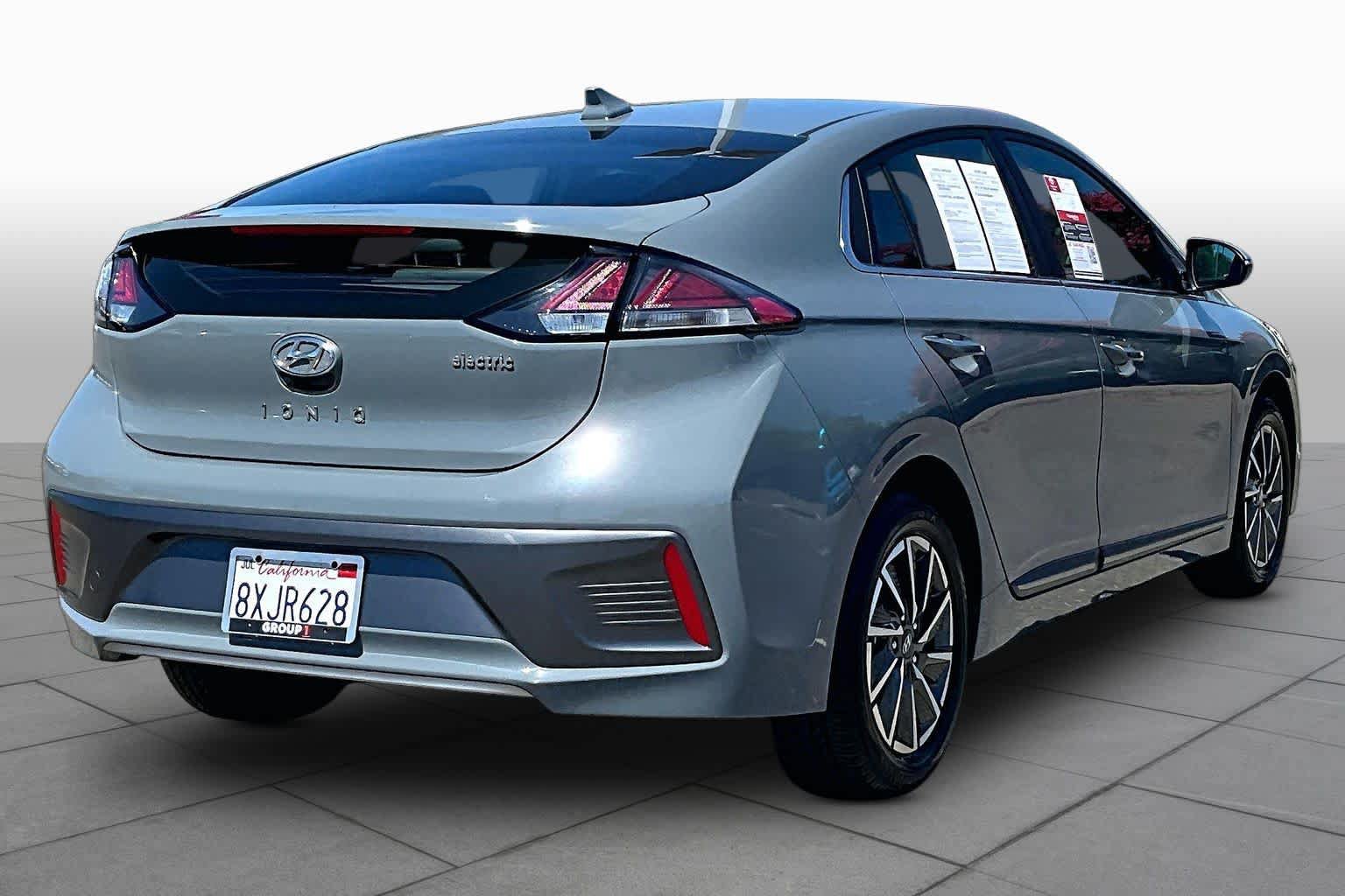 Used 2021 Hyundai Ioniq Limited FWD image 12