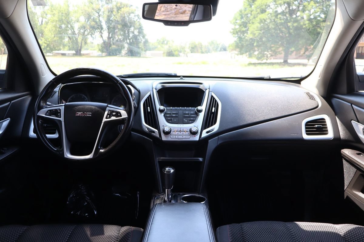 Used 2017 GMC Terrain SLE w/ Driver Alert Package I AWD/4WD image 16