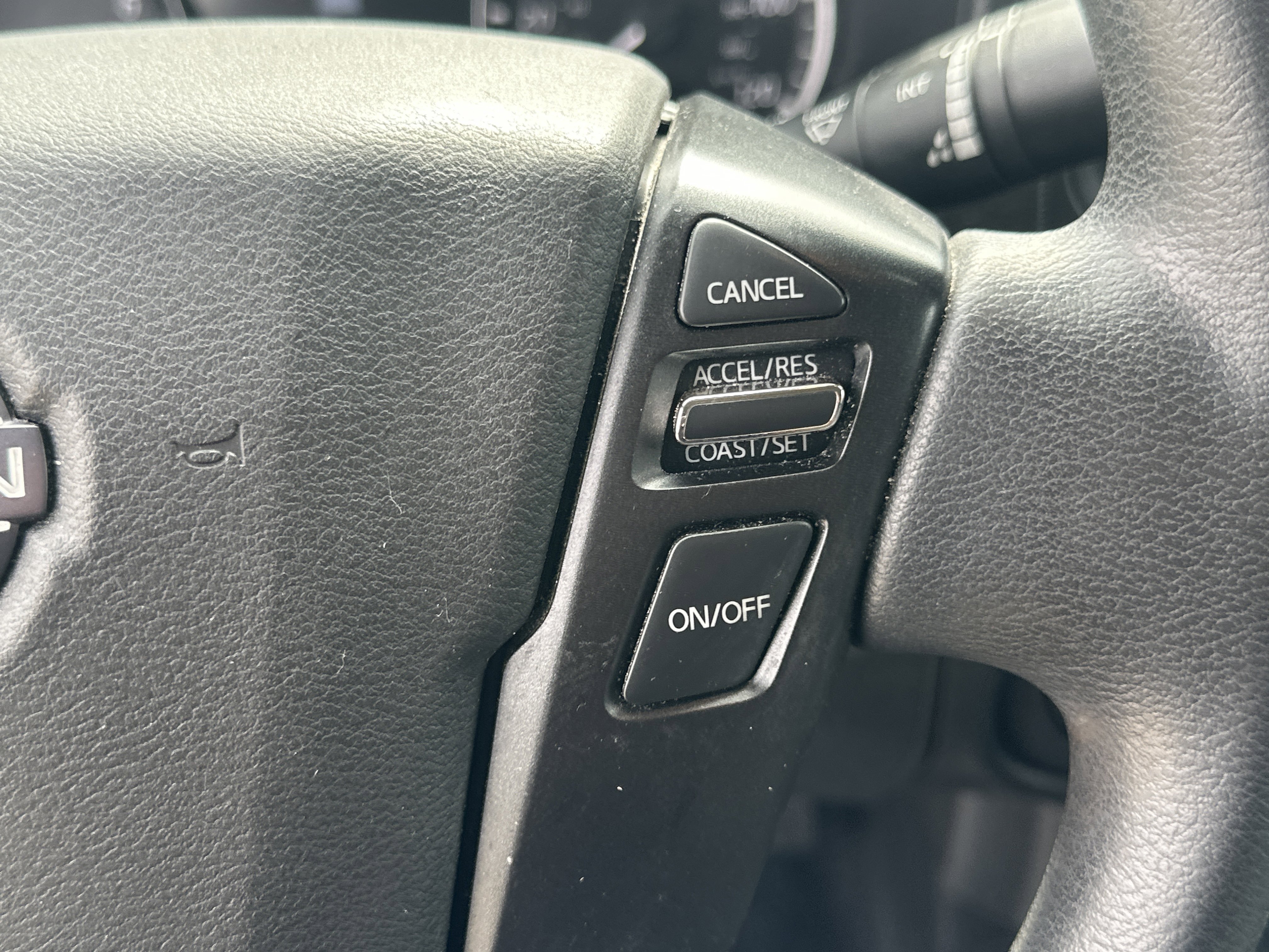 Used 2024 Nissan Frontier S AWD/4WD image 25