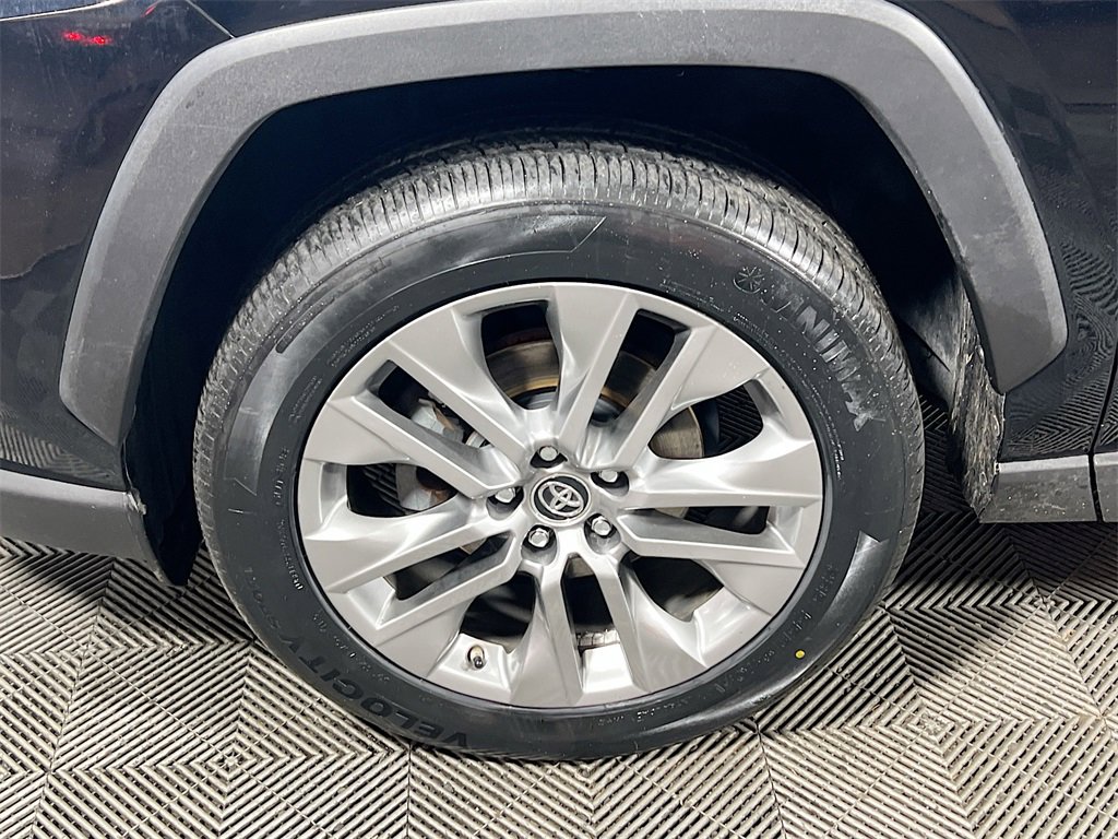 Certified 2019 Toyota RAV4 XLE Premium w/ Cold Weather Package image 28