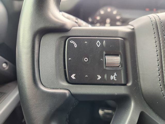 Used 2023 Land Rover Defender 130 X AWD/4WD image 28