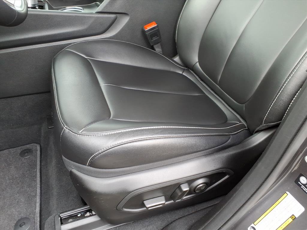 Used 2025 Jeep Grand Cherokee Limited image 16