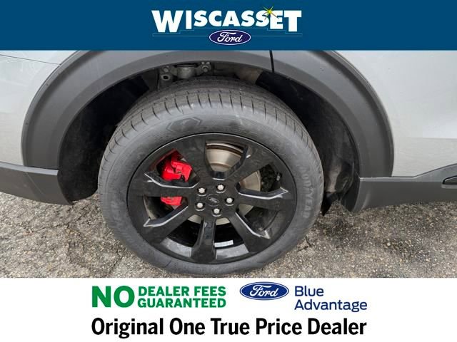 Certified 2022 Ford Explorer ST w/ Equipment Group 401A image 33