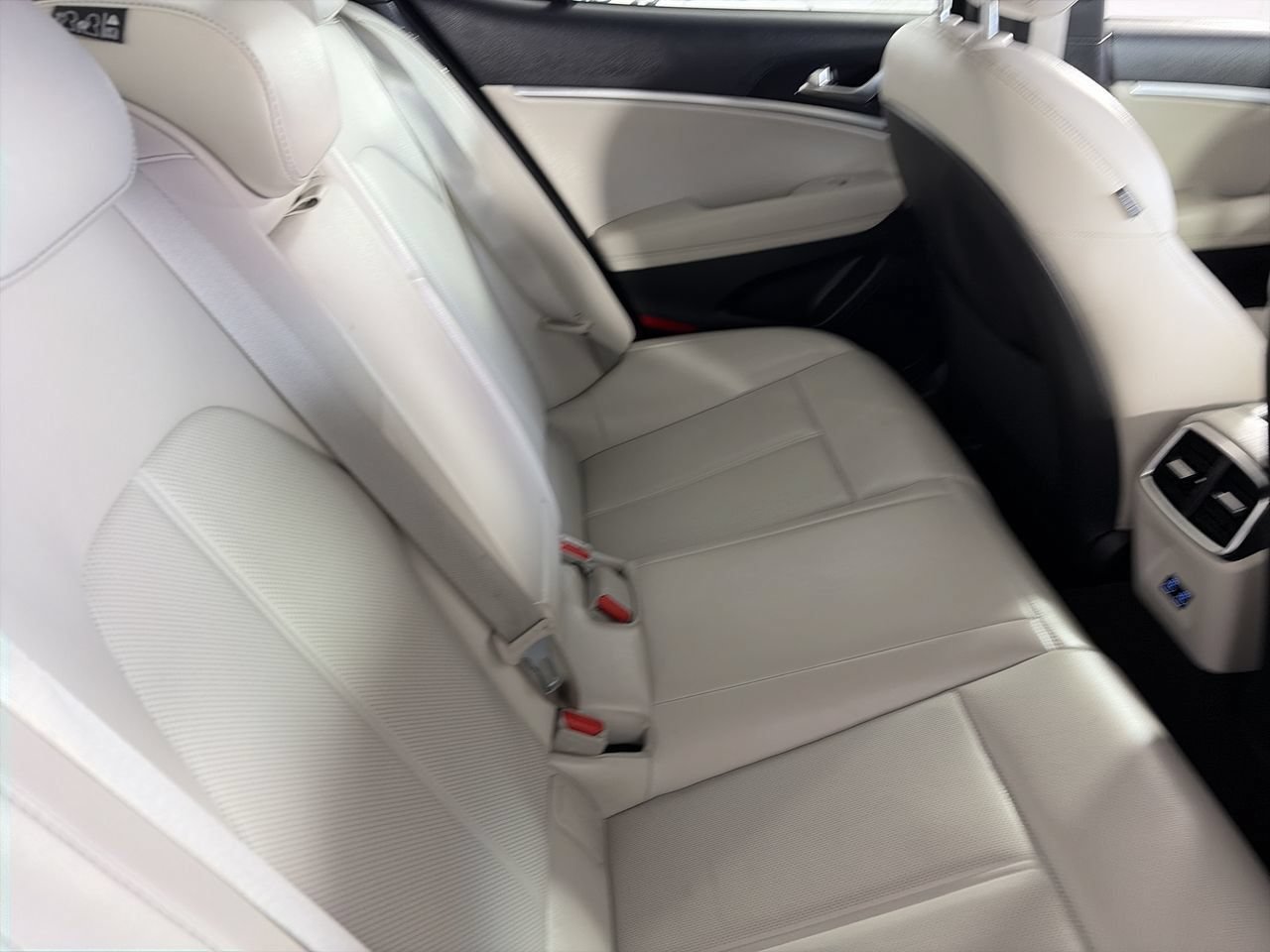 Used 2025 Genesis G70 2.5T AWD/4WD image 24