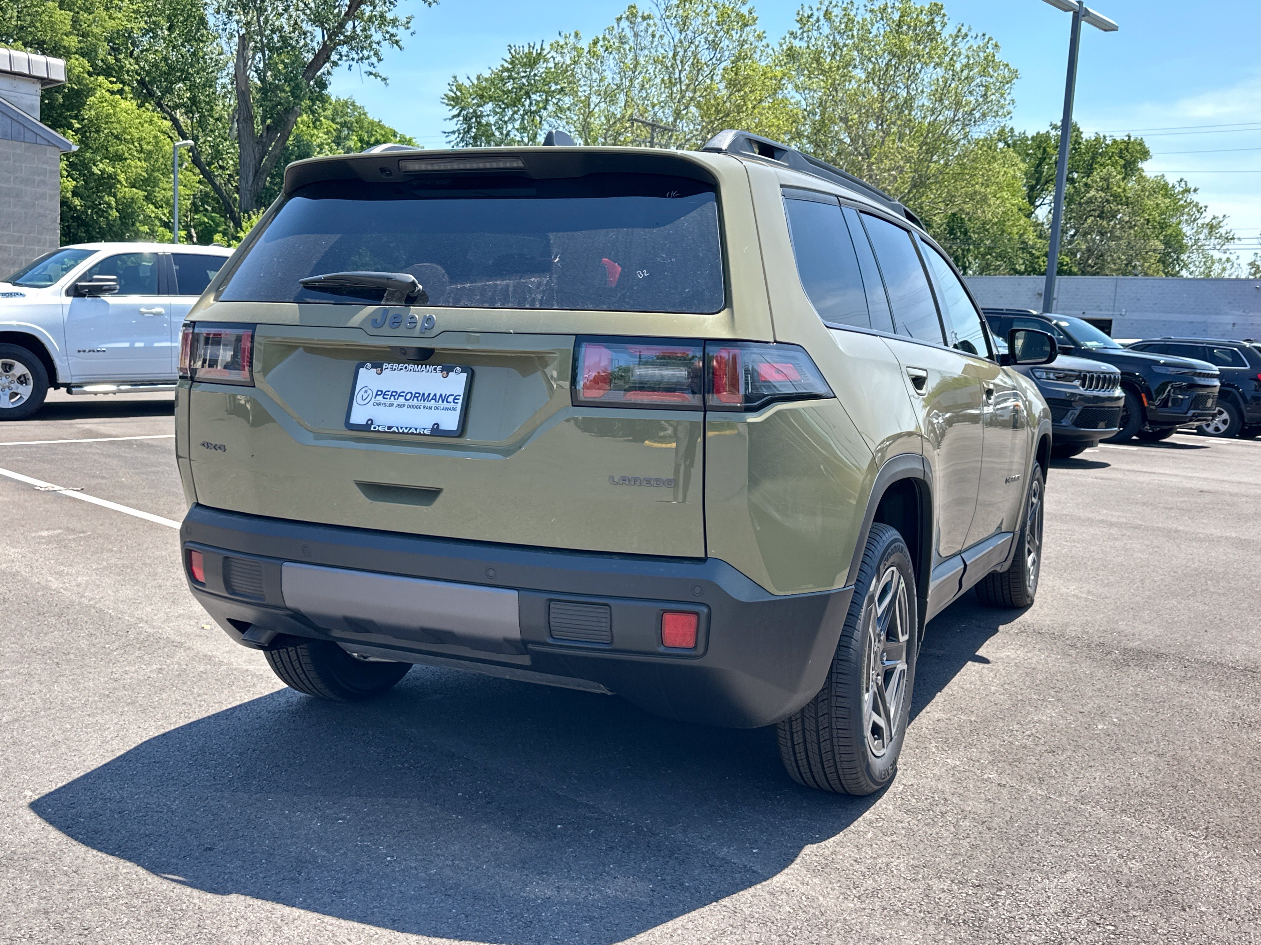 New 2026 Jeep Cherokee Laredo AWD/4WD image 15