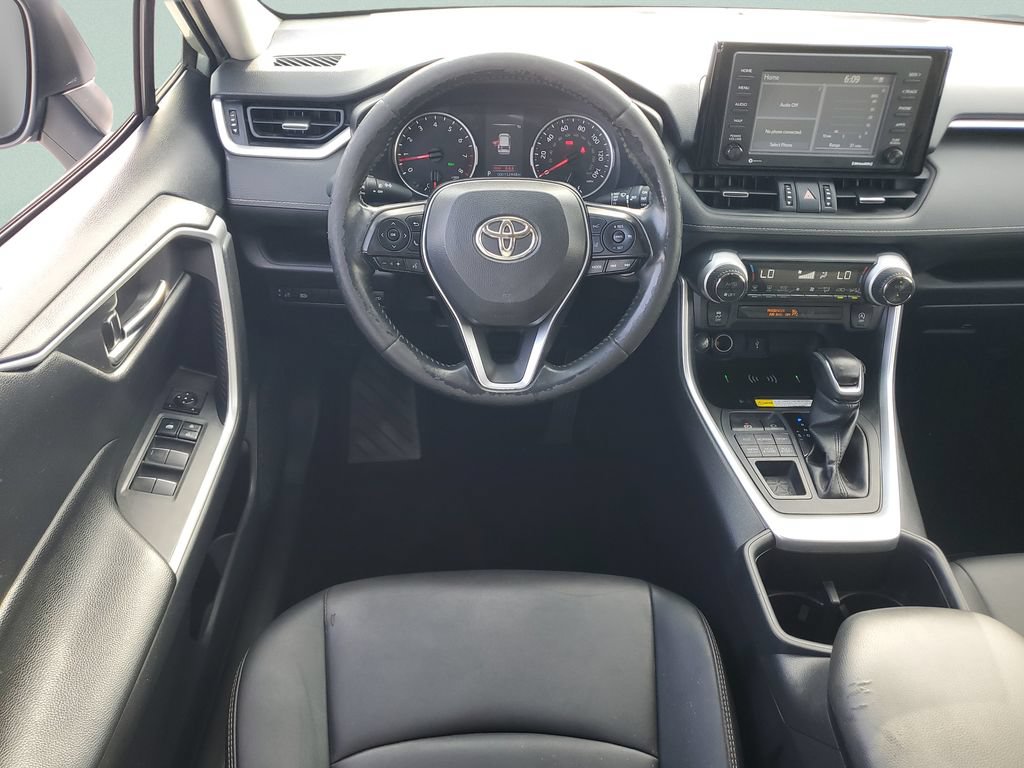 Used 2022 Toyota RAV4 XLE Premium AWD/4WD image 12