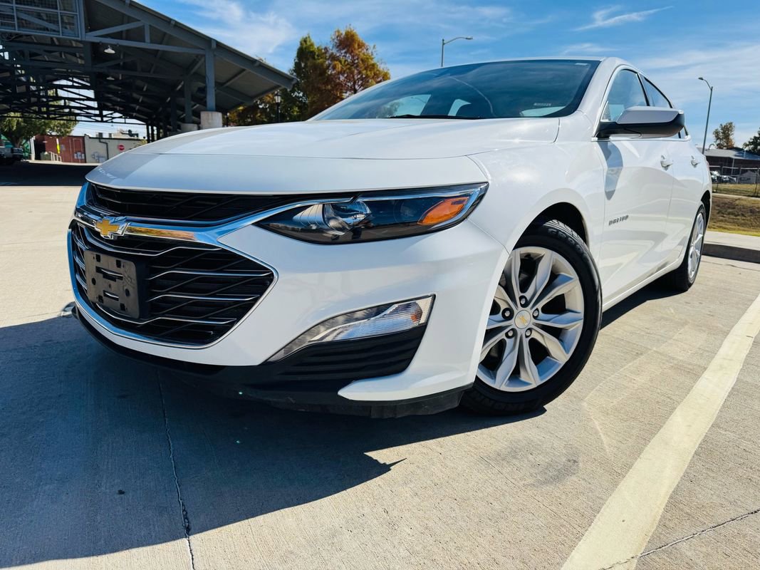 Used 2023 Chevrolet Malibu LT FWD image 1