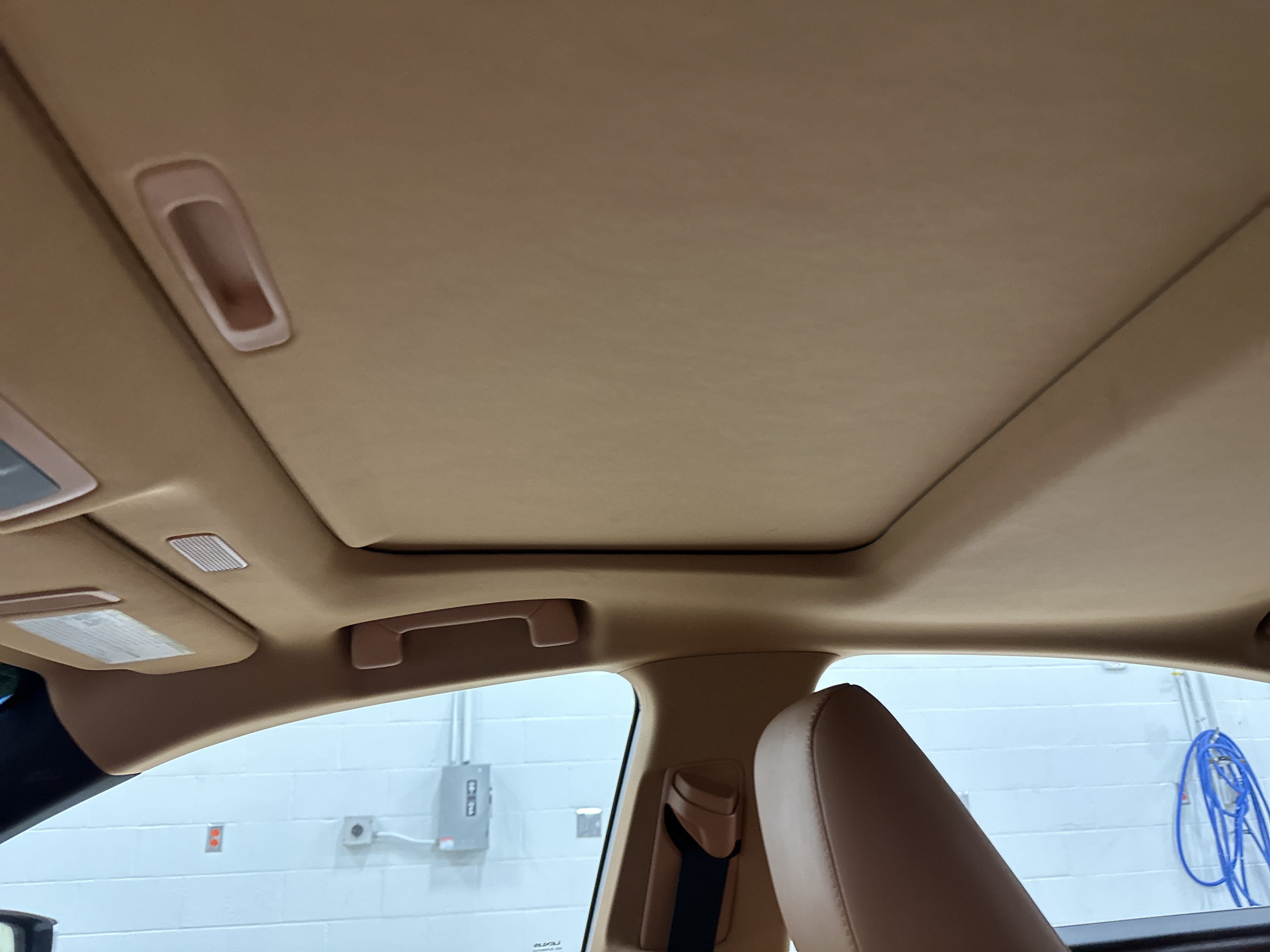 Certified 2025 Lexus ES 350 w/ Premium Package FWD image 28