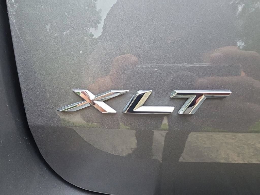Used 2022 Ford Explorer XLT AWD/4WD image 15