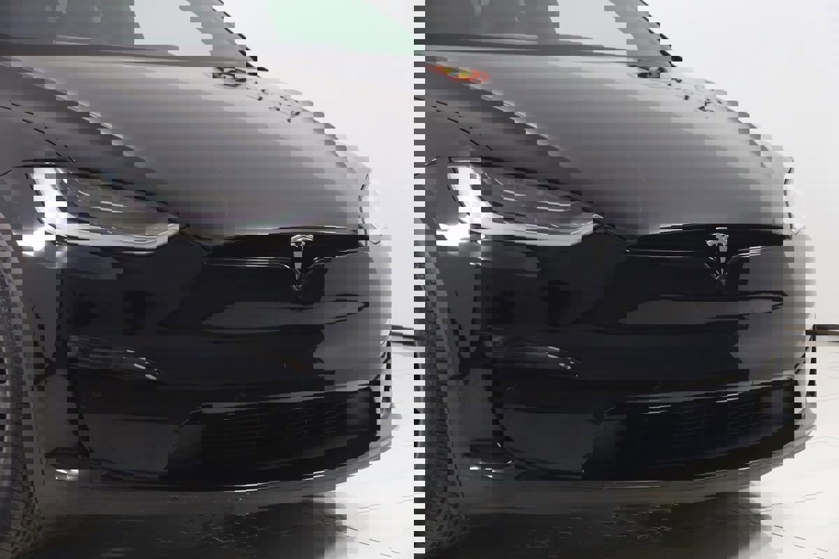 Used 2022 Tesla Model X image 47