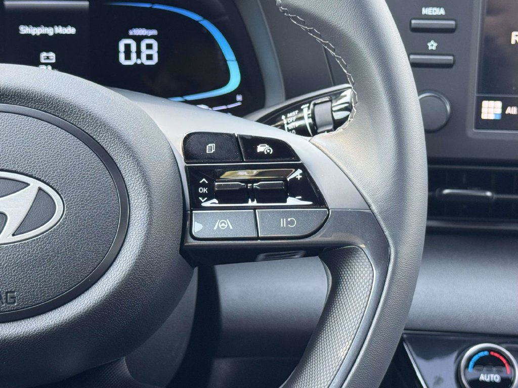 New 2026 Hyundai Elantra SEL Sport FWD image 25