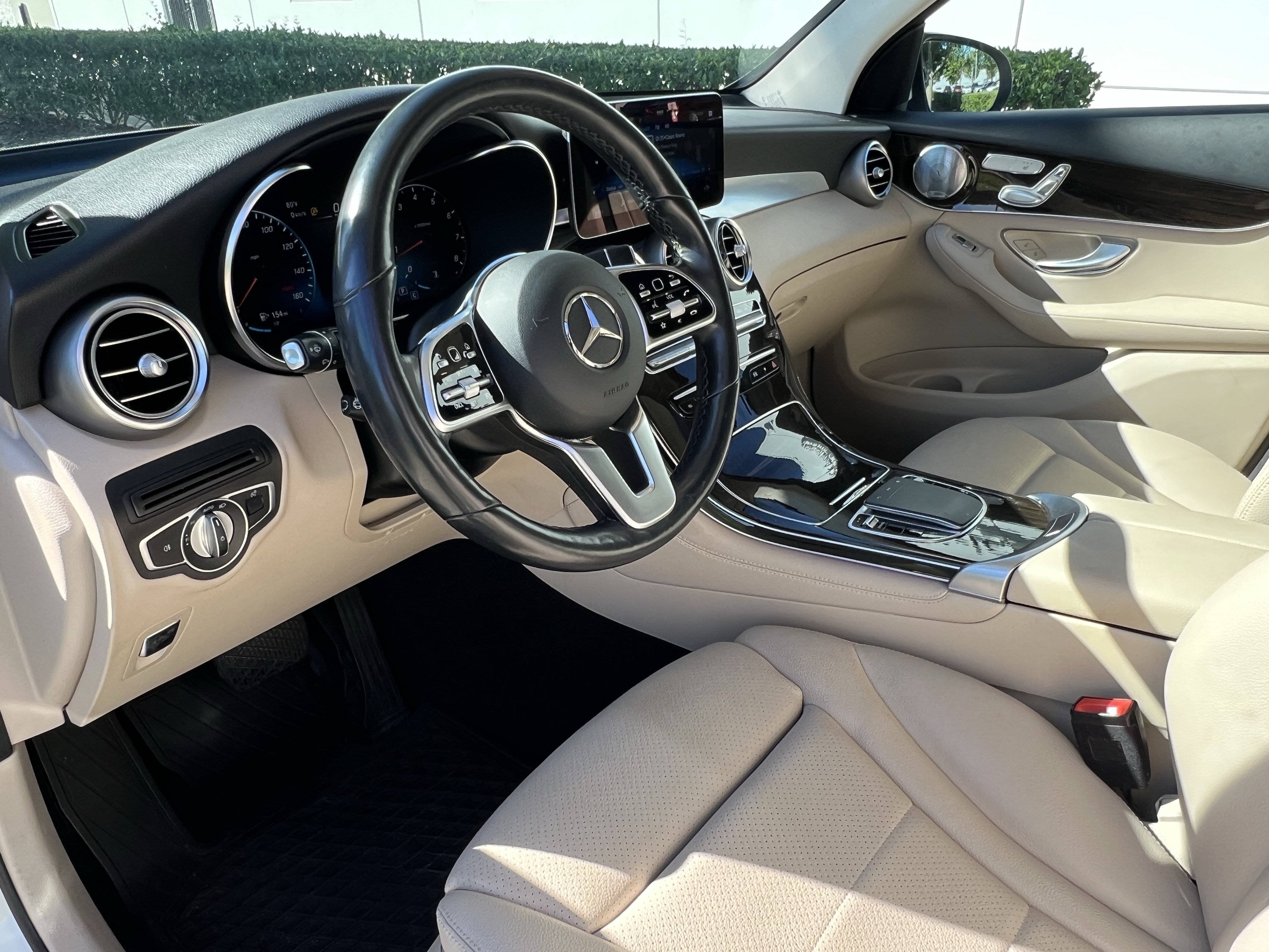 Used 2020 Mercedes-Benz GLC 300 4MATIC image 17