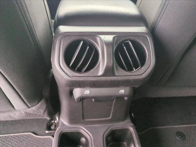 Used 2021 Jeep Wrangler Unlimited Sport image 16