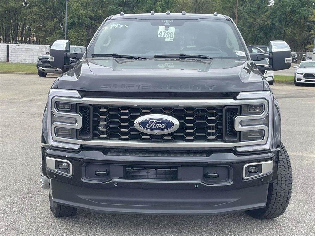 New 2026 Ford F450 Platinum w/ Platinum Plus Package image 8