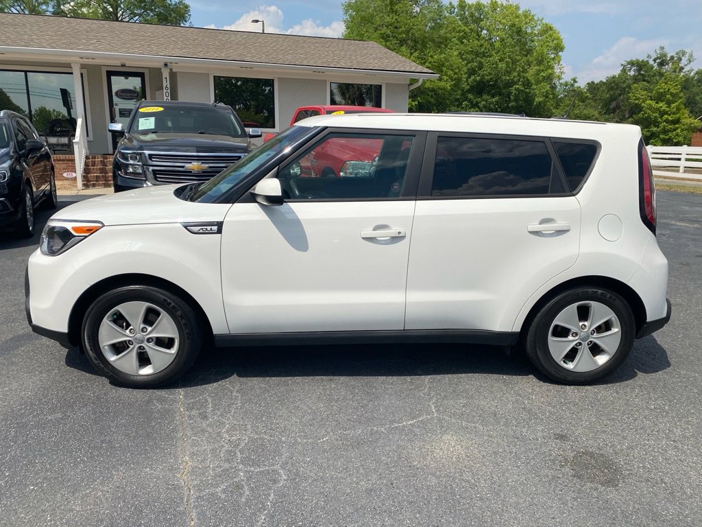 Used 2016 Kia Soul w/ Convenience Package FWD image 3