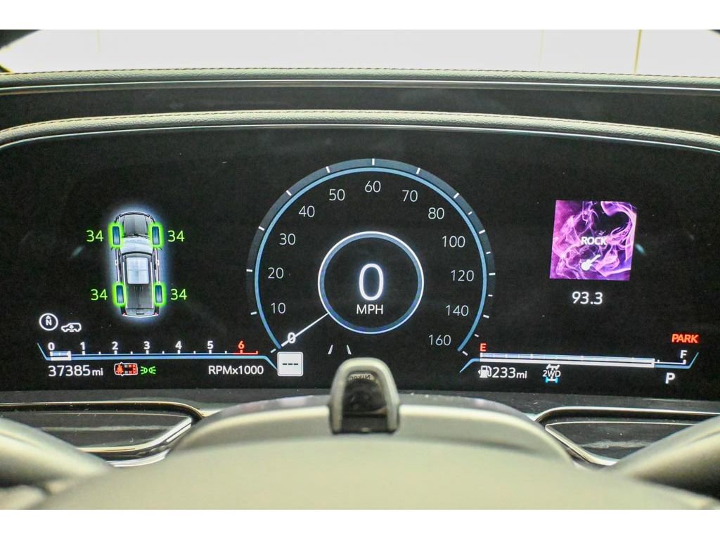 Certified 2024 Cadillac Escalade Sport w/ LPO, ONYX Package image 43